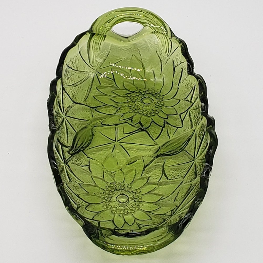 Indiana Glass Vintage Green Lily Pons Oval Handled Pickle or Relish Dish - Picture 6 of 14